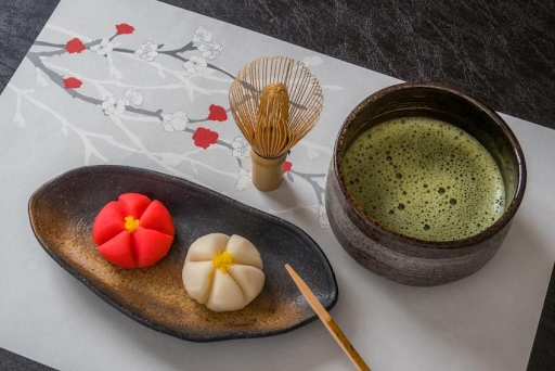 Trải nghiệm pha trà đạo Nhật Bản.