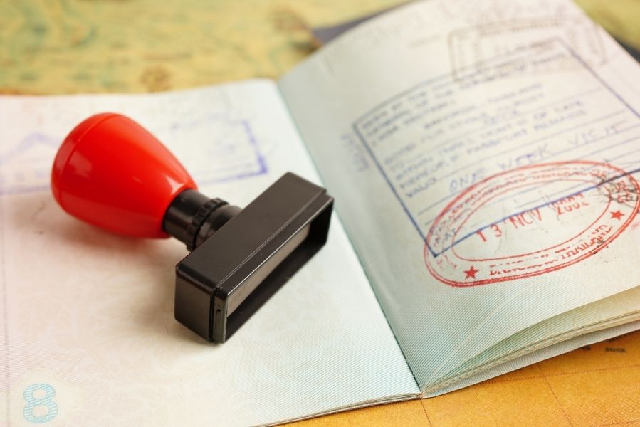 Chuẩn bị hồ sơ xin visa đầy đủ, cẩn thận thì tỷ lệ đỗ sẽ cao hơn