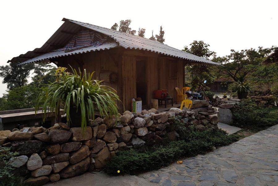 Những ngôi nhà gỗ mang đậm văn hoá dân tộc Dao
