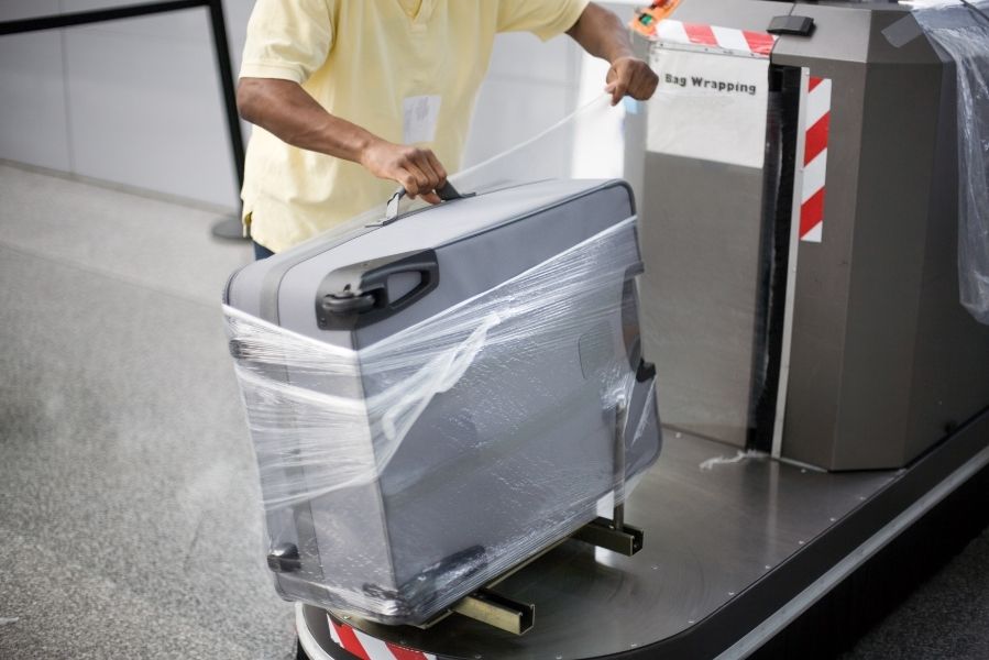 Bọc hành lý nhiều lớp bằng nilon giúp bảo vệ đồ đạc tốt hơn