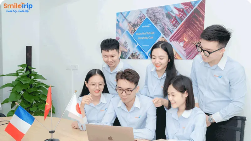 SmileTrip hỗ trợ nhiều dịch vụ đi cùng