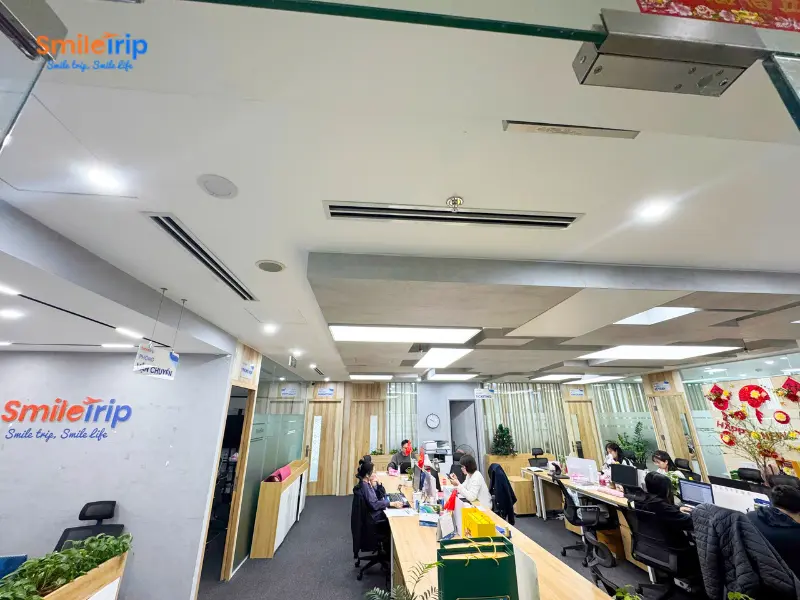 SmileTrip hỗ trợ khách hàng đặt vé Vietnam Airlines