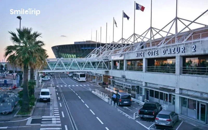 Cách di chuyển từ Sân bay quốc tế Nice Côte d'Azur vào trung tâm thành phố